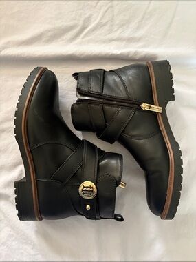 Tommy Hilfiger Black Leather Men’s Zip Strap Boots with Gold Accent